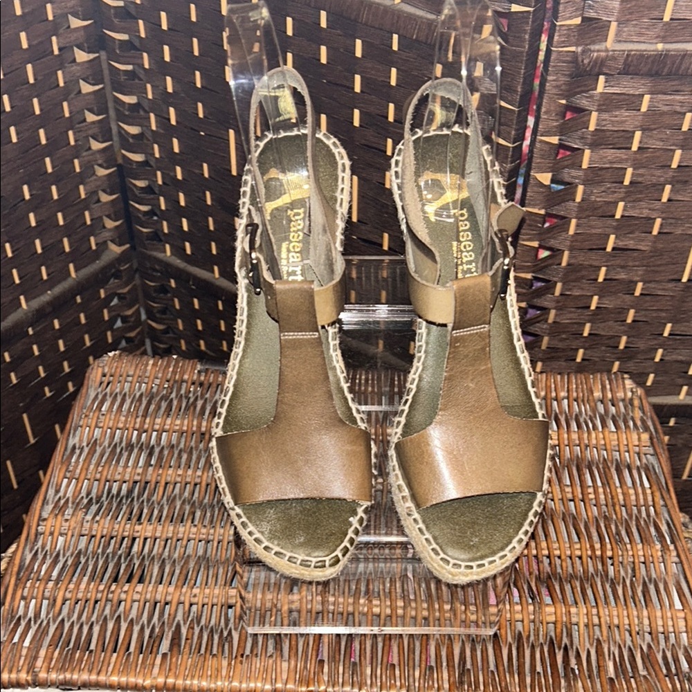 Paseart Brown Wedge Sandals, size 41 (10)